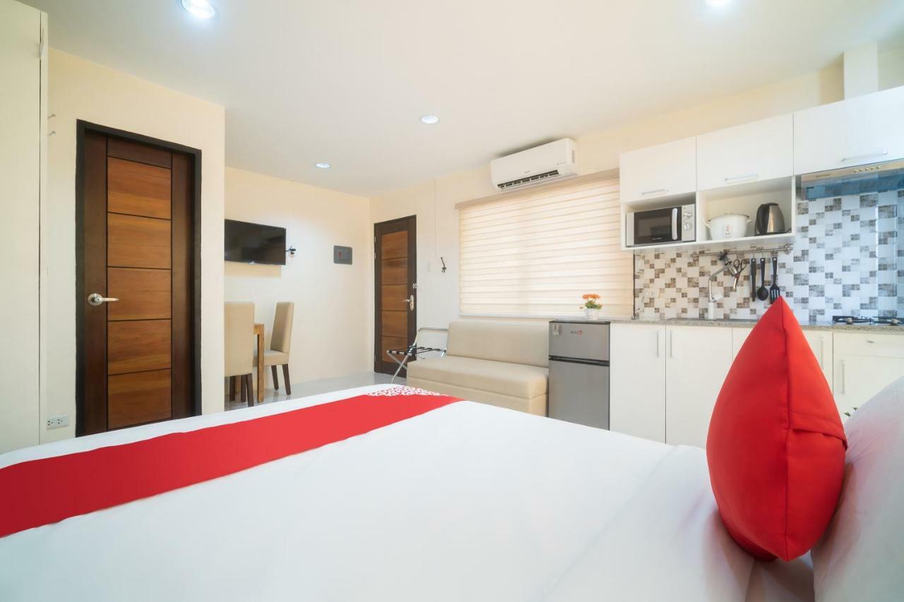 Oyo 199 Solange Apartelle Davao City Εξωτερικό φωτογραφία