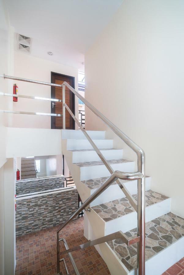 Oyo 199 Solange Apartelle Davao City Εξωτερικό φωτογραφία