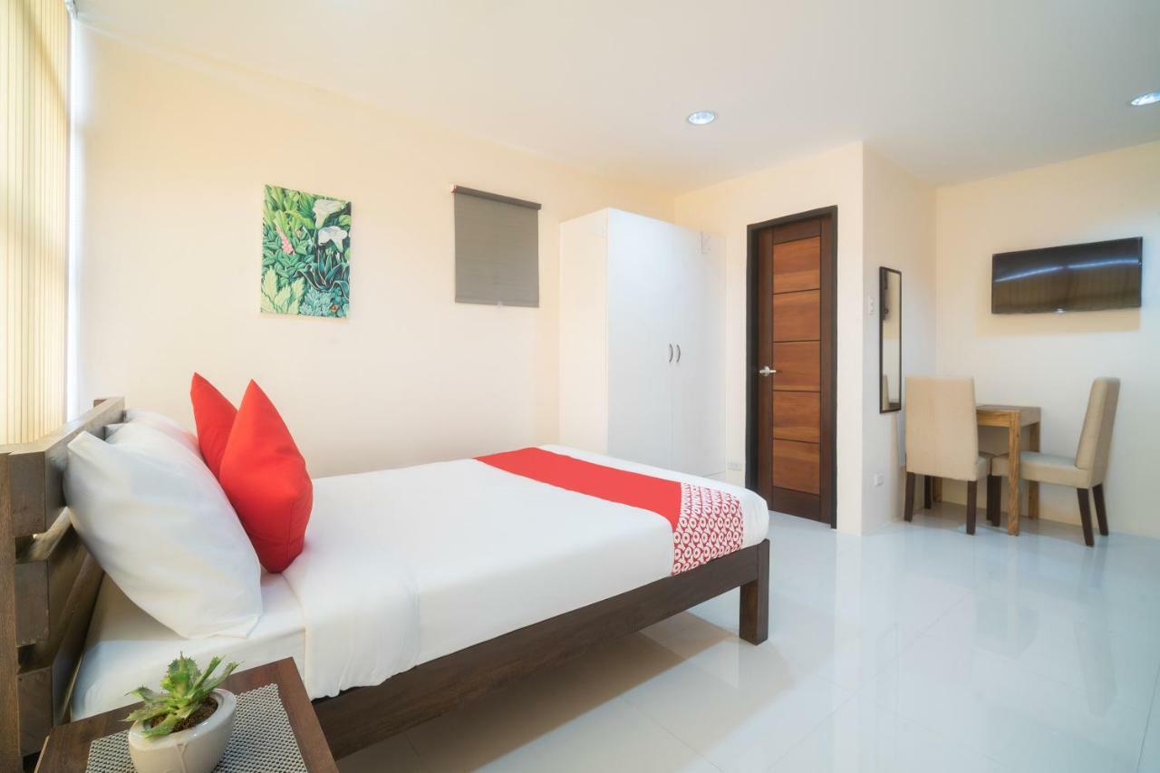 Oyo 199 Solange Apartelle Davao City Εξωτερικό φωτογραφία
