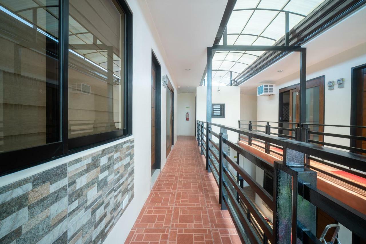 Oyo 199 Solange Apartelle Davao City Εξωτερικό φωτογραφία