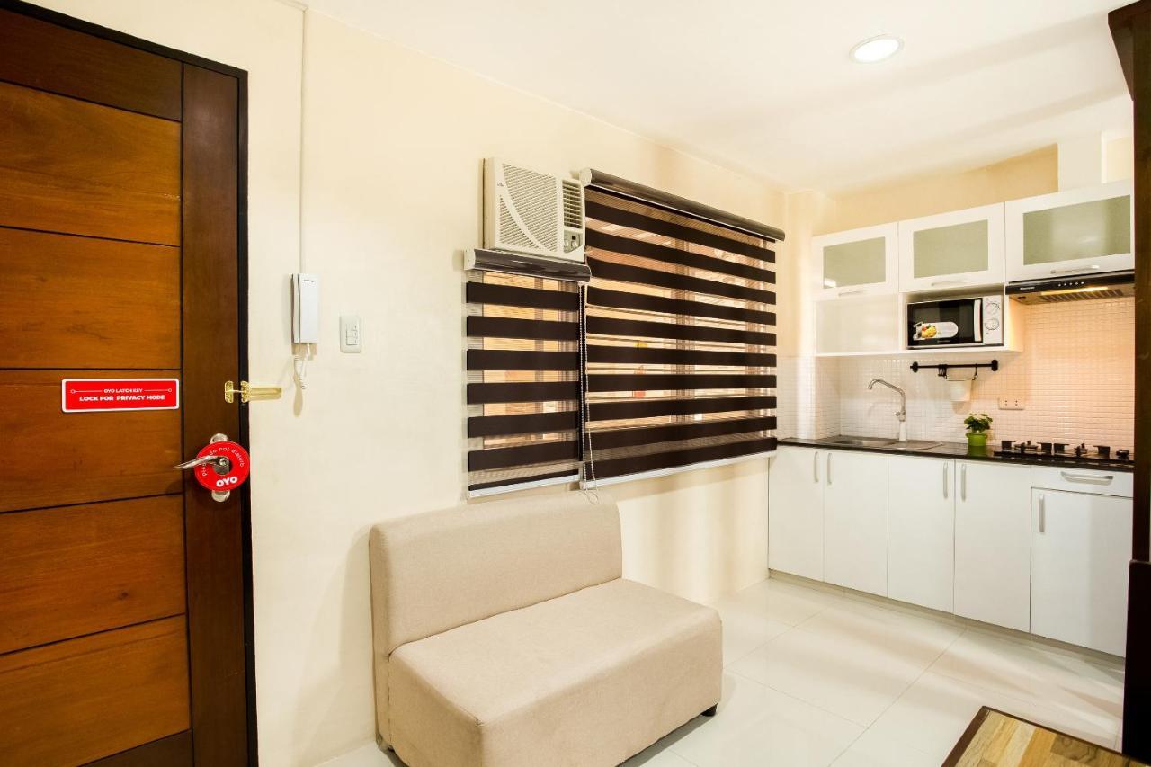 Oyo 199 Solange Apartelle Davao City Εξωτερικό φωτογραφία