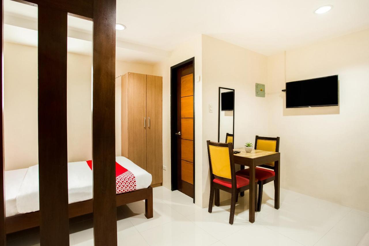 Oyo 199 Solange Apartelle Davao City Εξωτερικό φωτογραφία